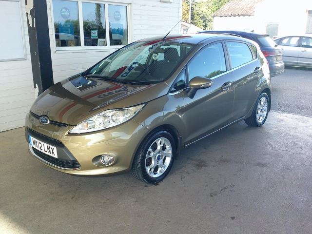 Ford Fiesta 1.25 Zetec Hatchback 5dr Petrol Manual (129 g/km, 81 bhp)