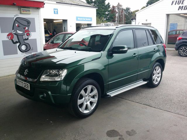 Suzuki Grand Vitara 2.4 VVT SZ5 SUV 5dr Petrol Manual 4WD Euro 4 (169 ps)
