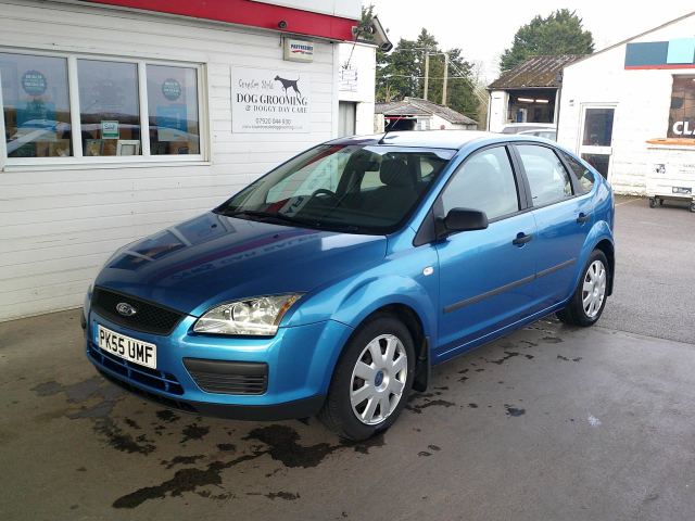 Ford Focus 1.4 LX Hatchback 5dr Petrol Manual (159 g/km, 79 bhp)