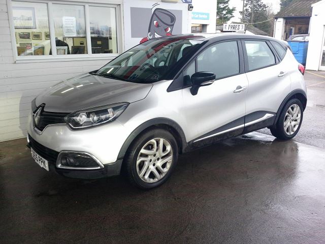 2015 (15) Renault Captur Dynamique MediaNav 1.5dCi 90 Stop & Start