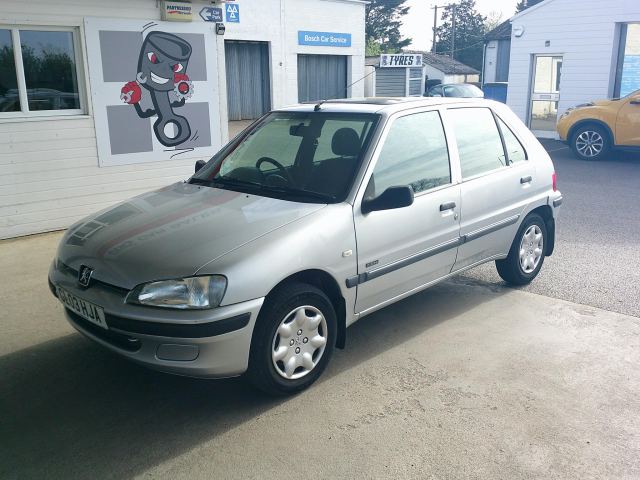2003 (03) Peugeot 106 1.1 Zen Hatchback 5dr Petrol Manual (145 g/km, 60 bhp)