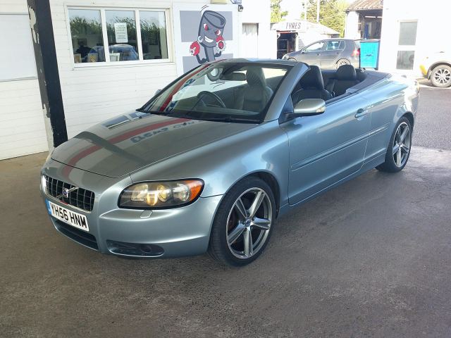 2006 (56) Volvo C70 2.5 T5 SE Lux Convertible 2dr Petrol Geartronic (234 g/km, 220 bhp)