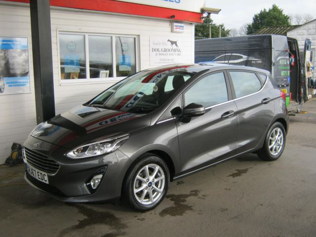 2017 (67) Ford Fiesta 1.0T EcoBoost Zetec Hatchback 5dr Petrol Manual Euro 6 (s/s) (100 ps)